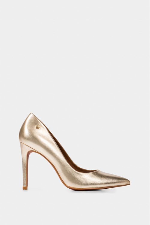 Tacones cerrados de cuero liso