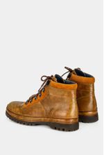 Botas-de-cuero