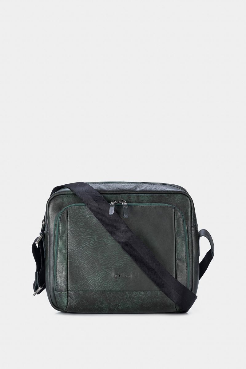 Bolso-manos-libres-de-cuero