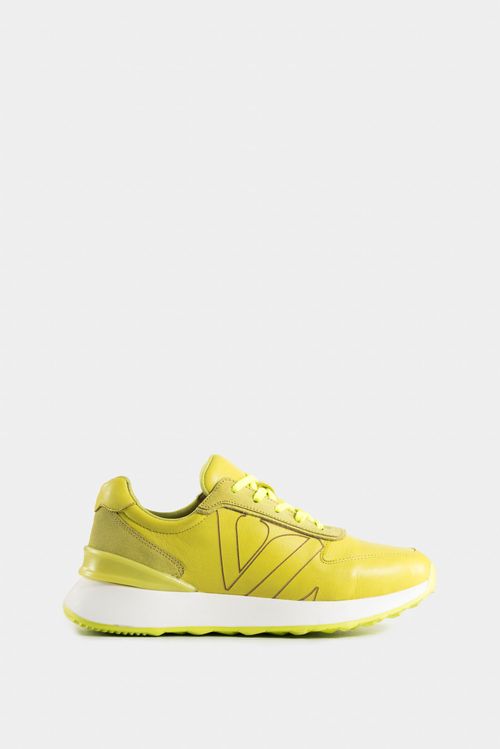 Sneakers australis de cuero y carnaza para mujer silueta deportiva