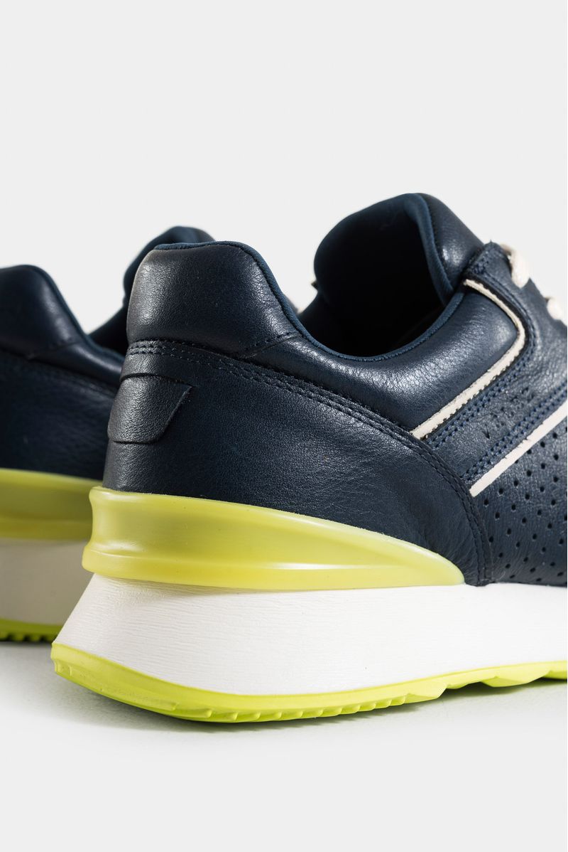 Tenis-de-cuero
