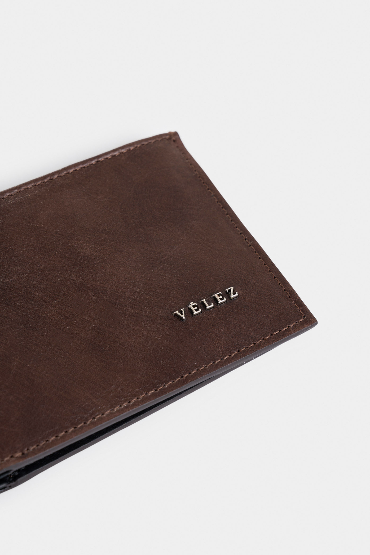 Billetera Ontario 3.0 de cuero para hombre detalle contraste-1737990129252