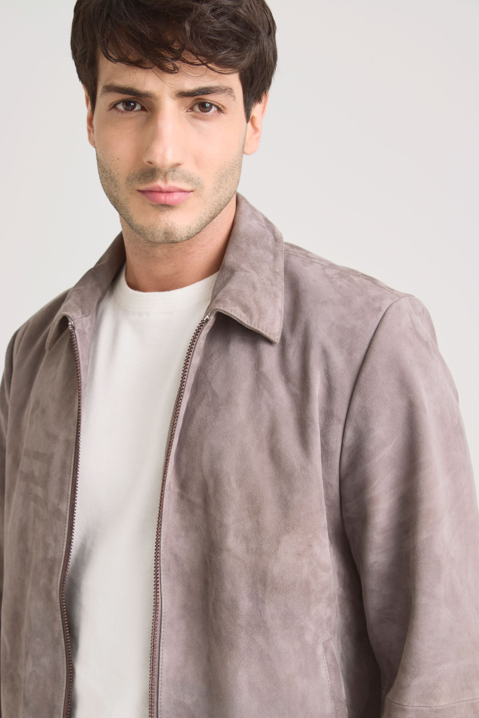 Chaqueta Trivoli de cuero gamuzado para hombre silueta ajustada-1739558696488