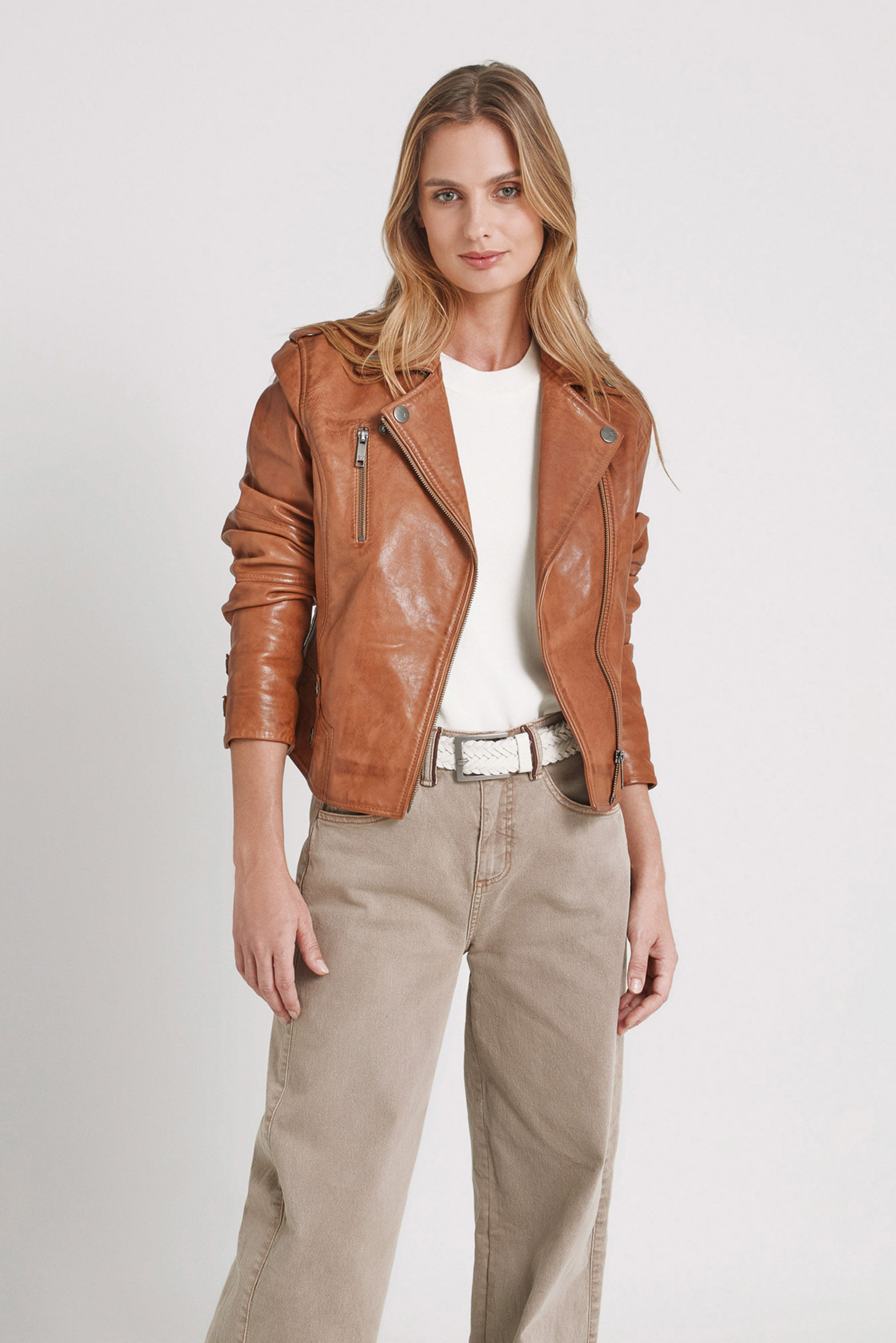 Chaqueta biker natura de cuero para mujer semi ajustada-1741914505945