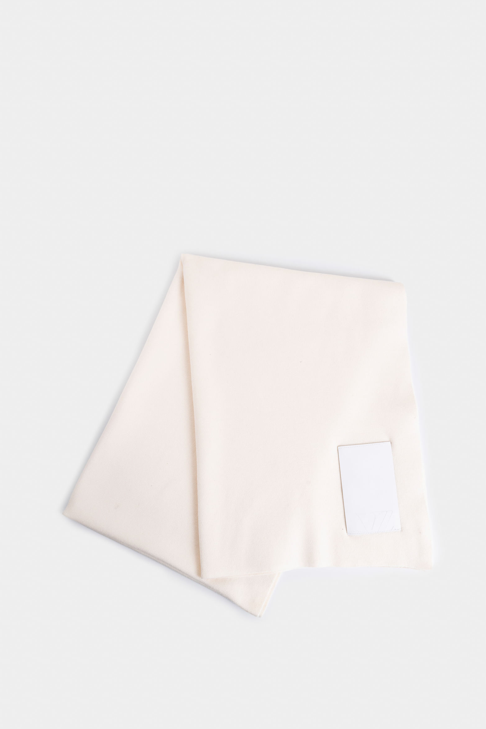 Bufanda Lucca monocolor para hombre detalle cuero-1746743697129