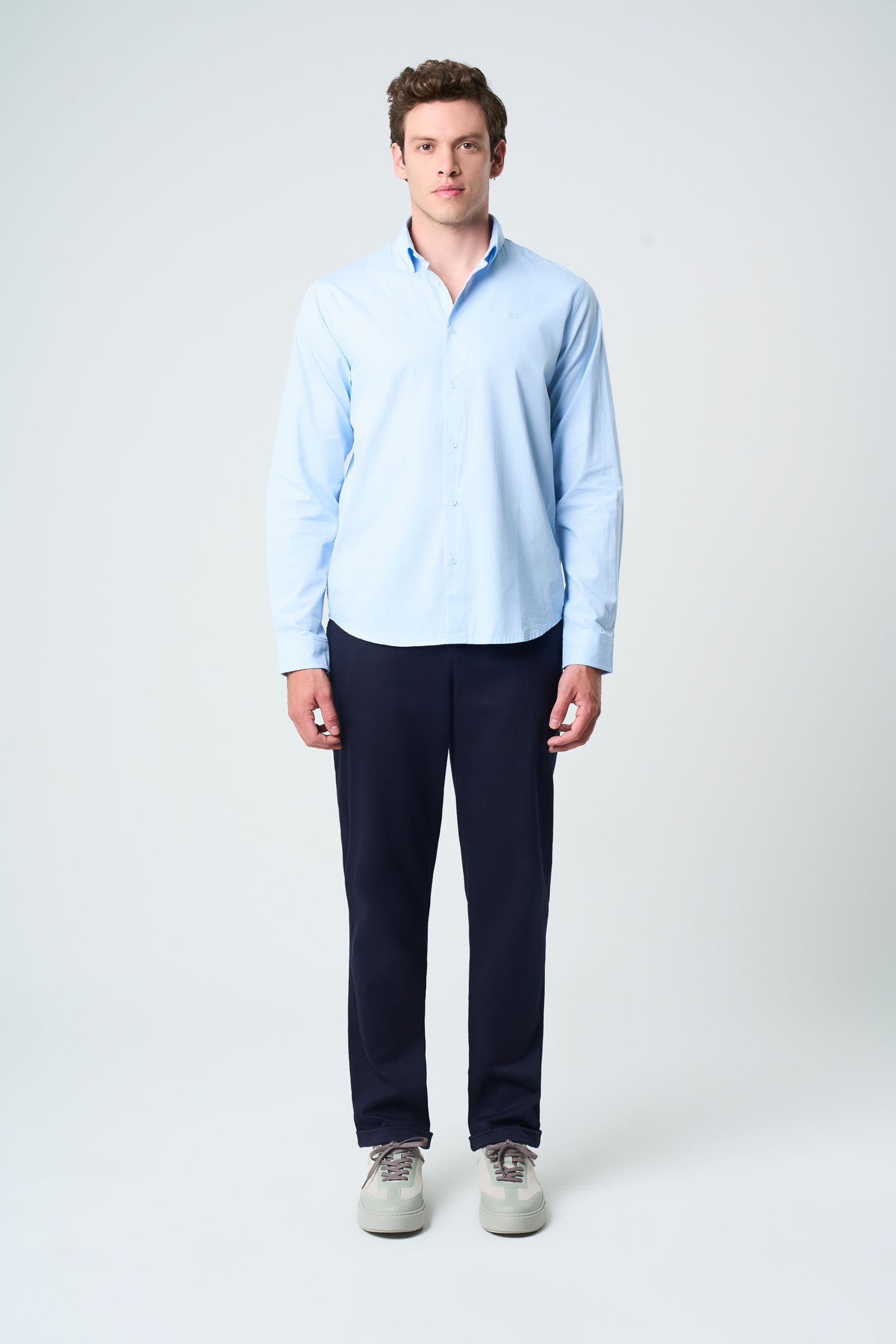 Camisa en popelina para hombre semifitted-1750386920415